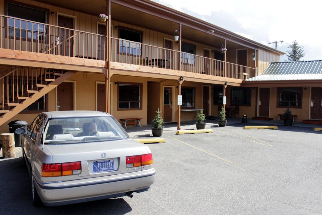Country Motor Inn Livingston Zewnętrze zdjęcie