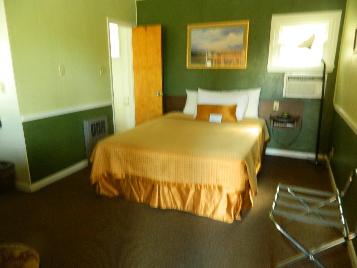 Country Motor Inn Livingston Zewnętrze zdjęcie