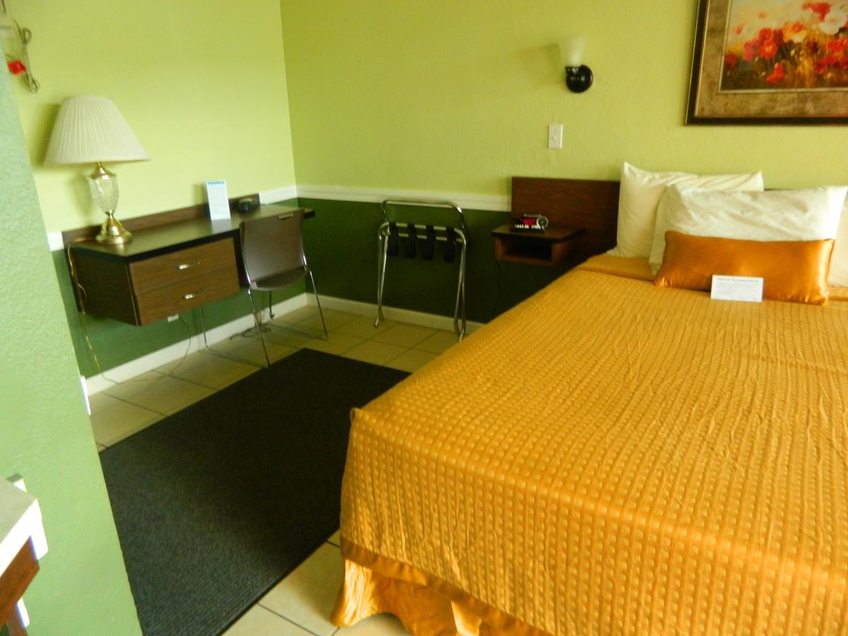 Country Motor Inn Livingston Zewnętrze zdjęcie
