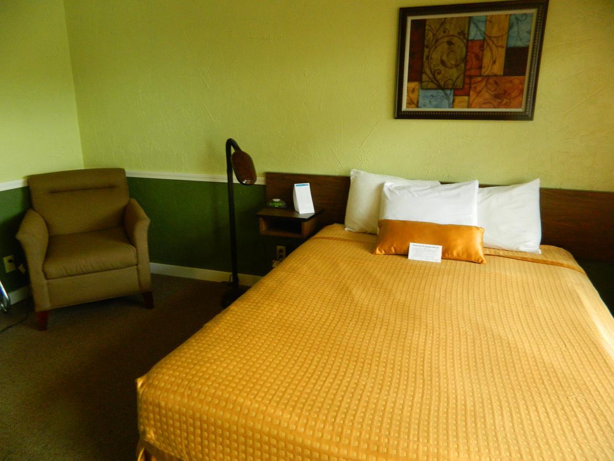 Country Motor Inn Livingston Zewnętrze zdjęcie